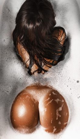 Virtuālie pakalpojumi Sigulda: SVEIKA CHARM ES IR ĻOTI BAGĀTS, NESALĪGS AR ŠARMU NEDĒĻDIENA